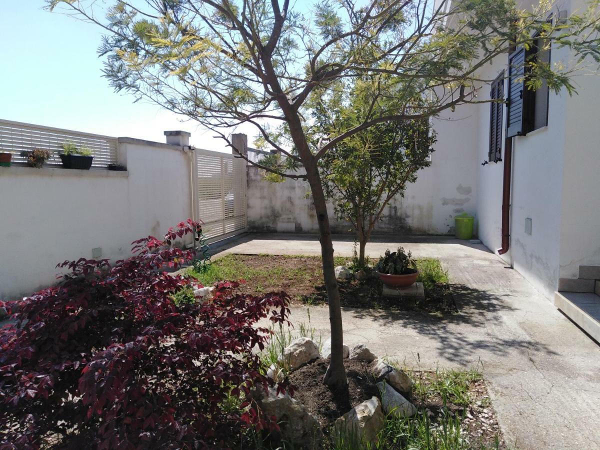 Casa Alessandra Surbo Luaran gambar